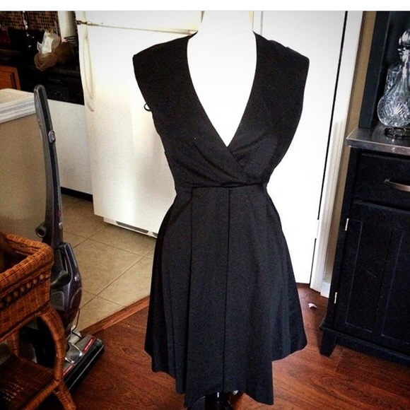 Calvin Klein Dresses & Skirts - Black Calvin Klein deep V black pleated dress